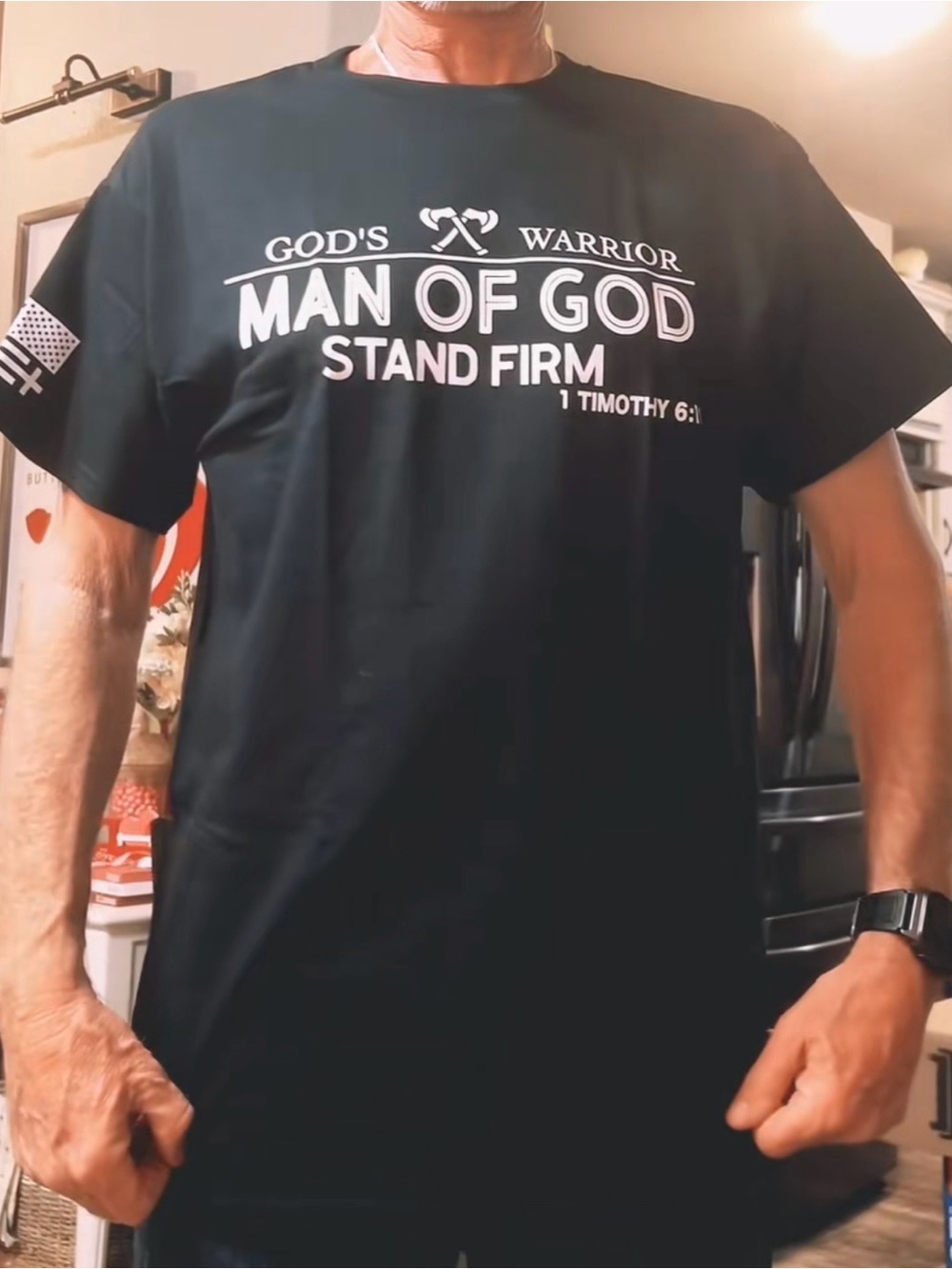 Man of God 'Stand Firm' Short-Sleeve Graphic Tee - Black Size L